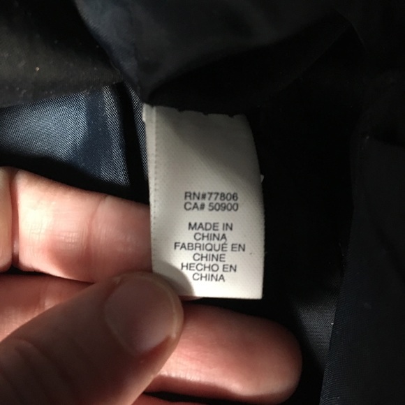 Tommy Hilfiger black tan patterned two strap purse - Picture 13 of 14